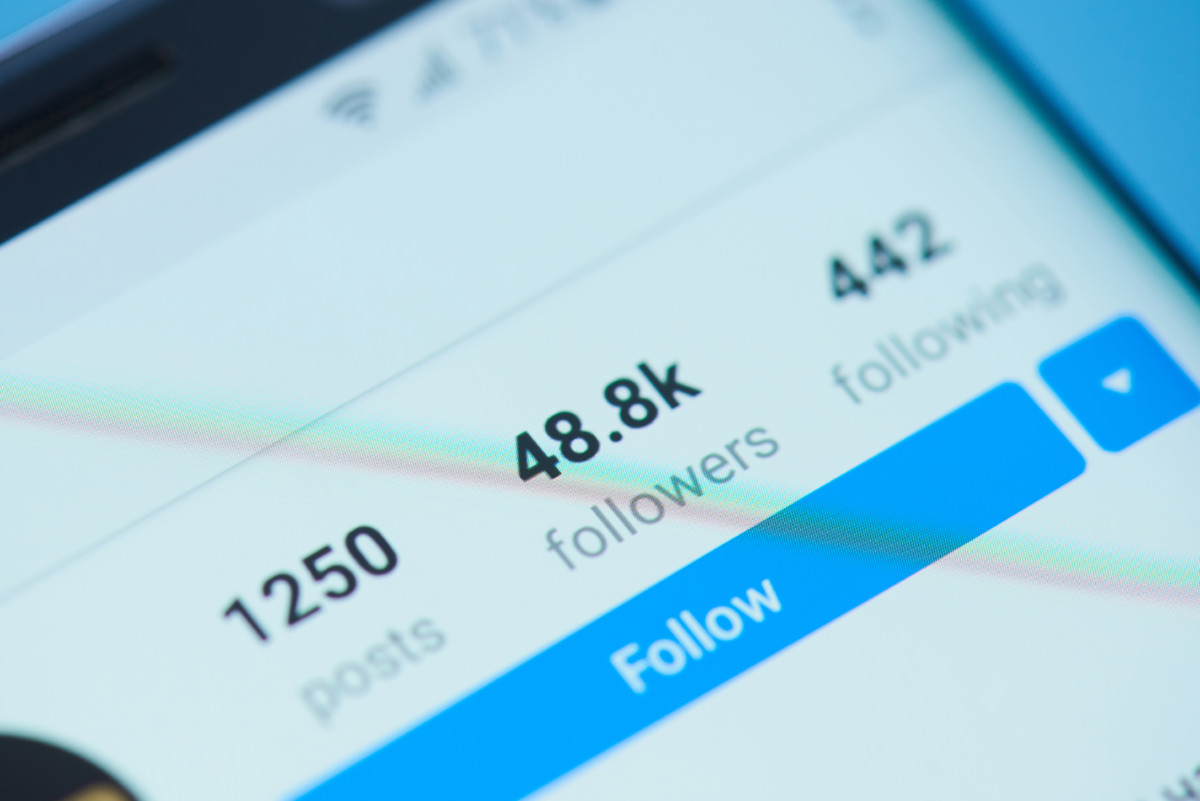 7 Ways to Steal Your Competitors Instagram Followers